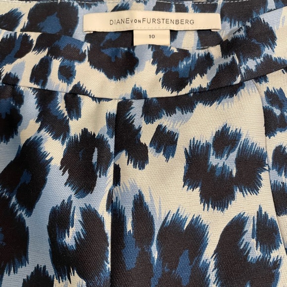 Diane Von Furstenburg snow cheetah Blue Gemma skirt - Picture 5 of 5